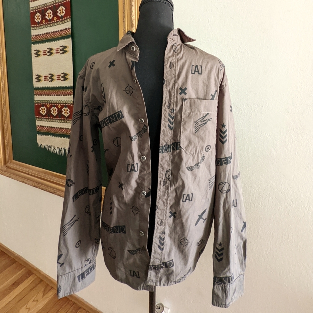 Boy's shirt